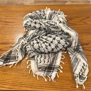 Keffiyeh Scarf Black and White Palestinian Style With Frayed edges